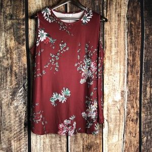 NWT Tobrief sleeveless shirt